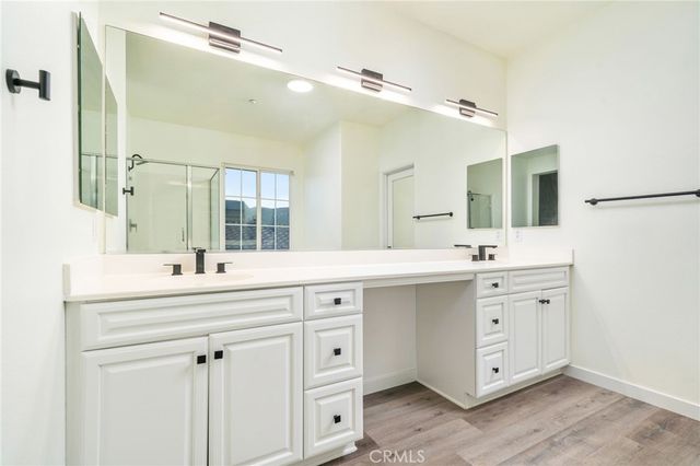 10972 White Oak Lane, Fontana, CA 92337