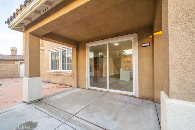 10972 White Oak Lane, Fontana, CA 92337