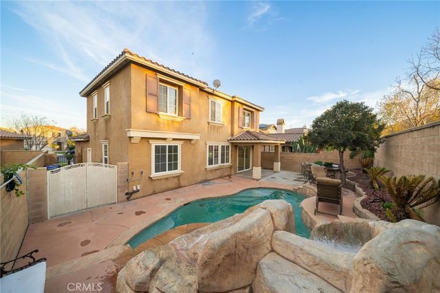 10972 White Oak Lane, Fontana, CA 92337