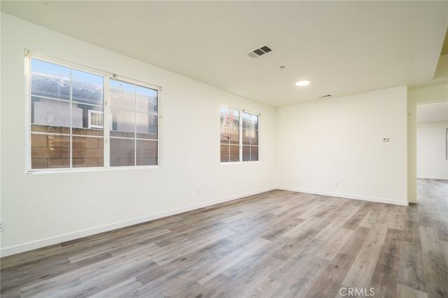 10972 White Oak Lane, Fontana, CA 92337