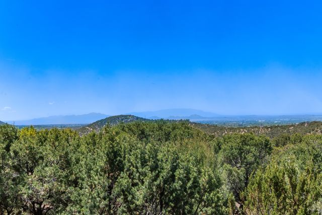 1980 Cerros Colorados, Santa Fe, NM 87501