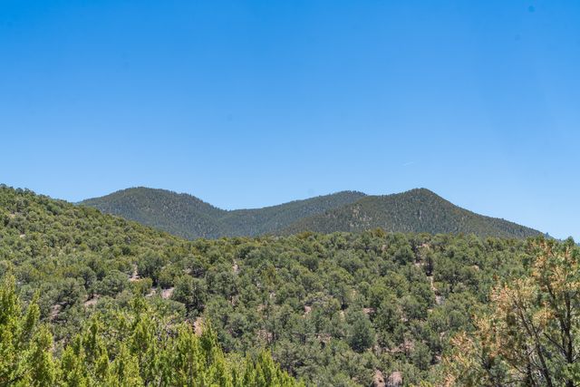 1980 Cerros Colorados, Santa Fe, NM 87501