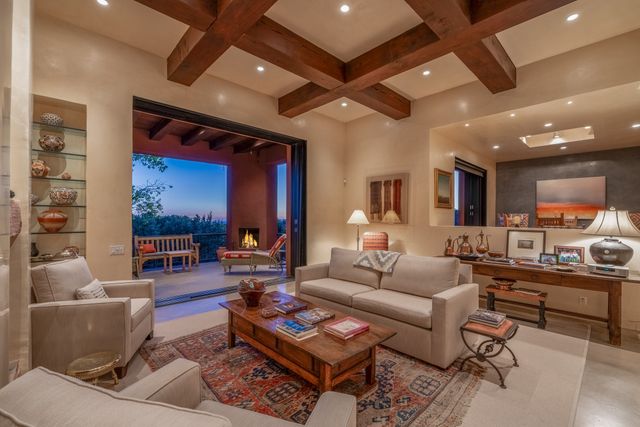 1980 Cerros Colorados, Santa Fe, NM 87501