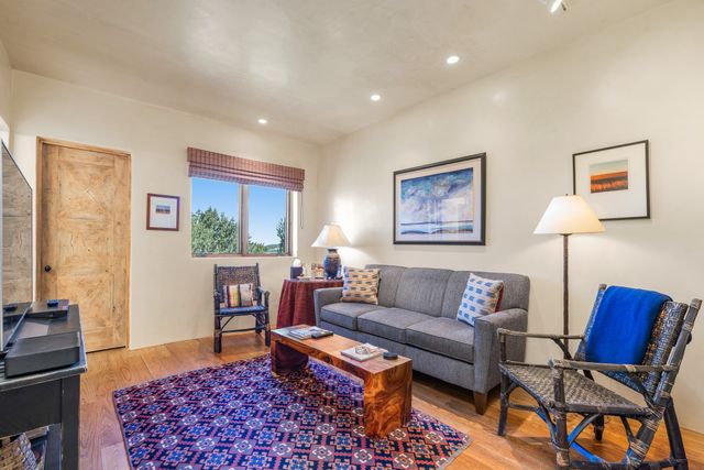 1980 Cerros Colorados, Santa Fe, NM 87501