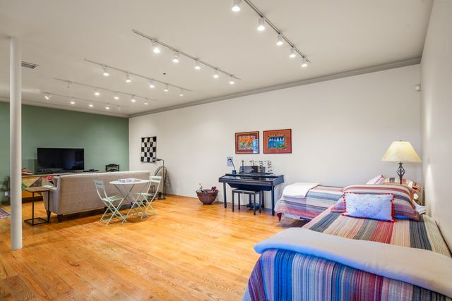 1980 Cerros Colorados, Santa Fe, NM 87501