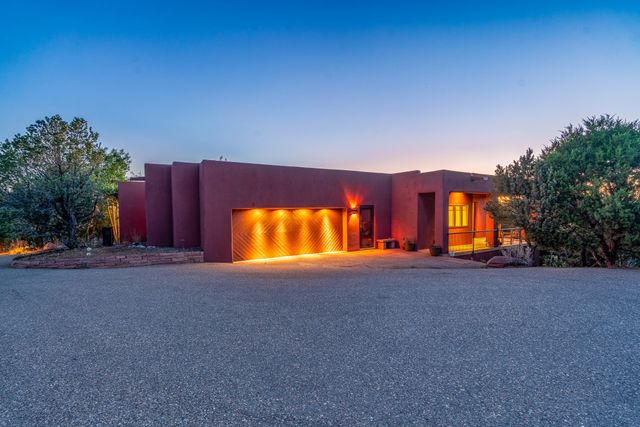 1980 Cerros Colorados, Santa Fe, NM 87501