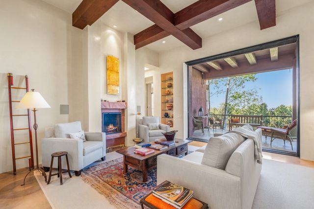 1980 Cerros Colorados, Santa Fe, NM 87501