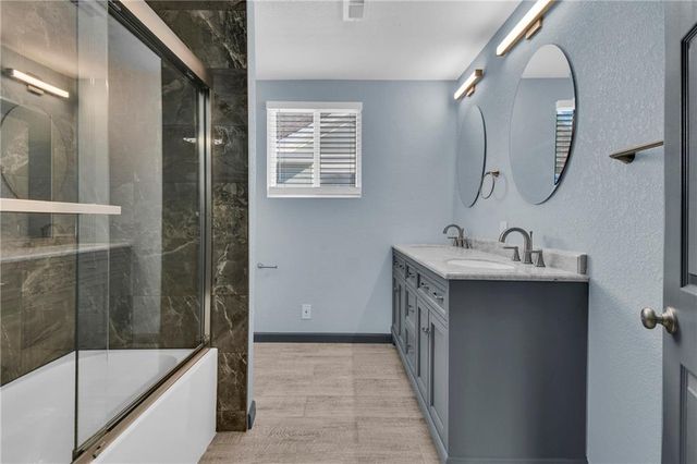 419 W Maple Avenue, Independence, MO 64050