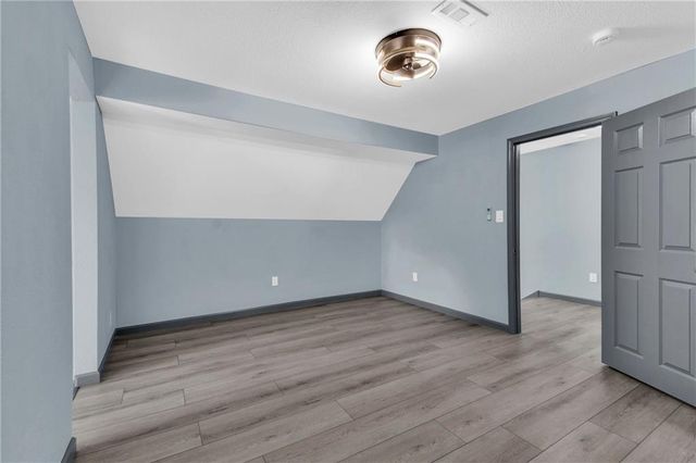 419 W Maple Avenue, Independence, MO 64050