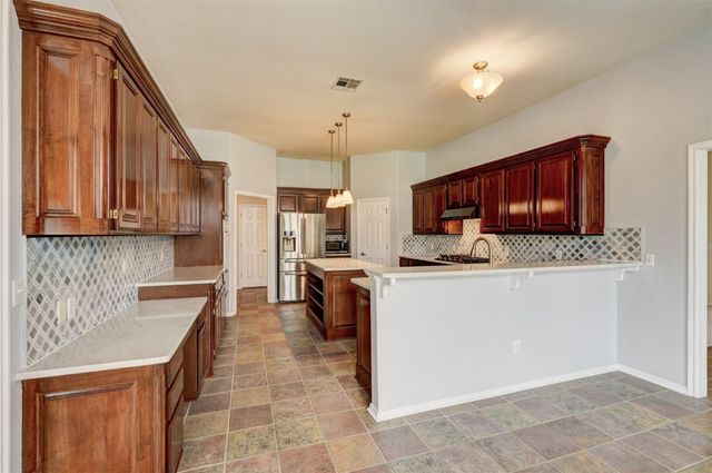 15220 Worthington Lane, Edmond, OK 73013