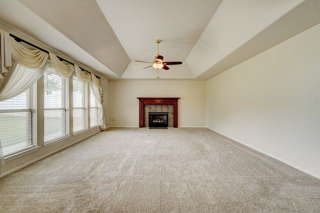 15220 Worthington Lane, Edmond, OK 73013