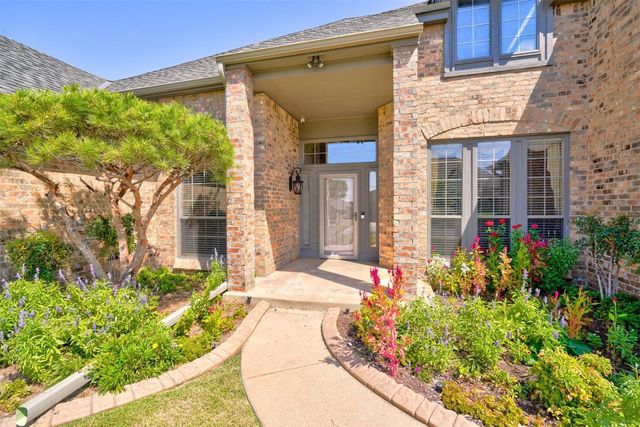 15220 Worthington Lane, Edmond, OK 73013