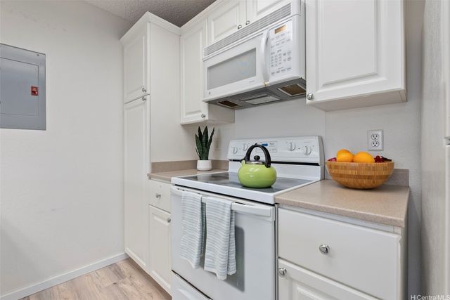 94-1430 Polani Street 31W, Waipahu, HI 96797