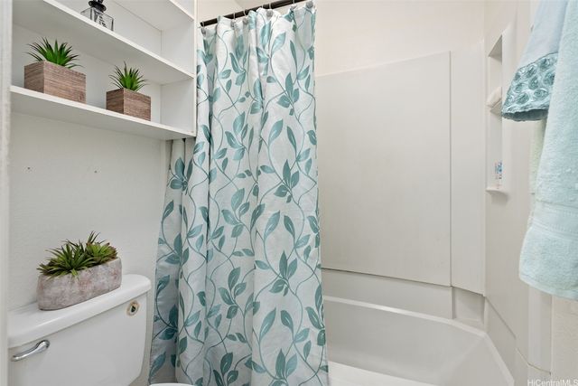 94-1430 Polani Street 31W, Waipahu, HI 96797