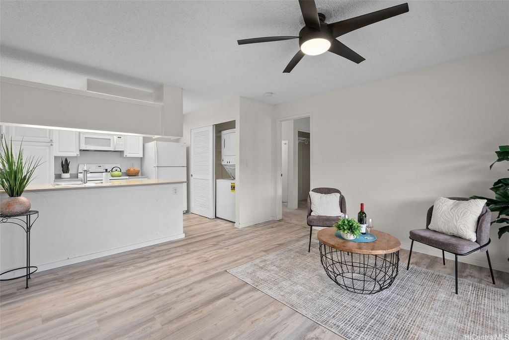 94-1430 Polani Street 31W, Waipahu, HI 96797