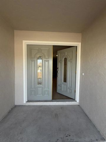 1383 Wystone Drive, San Diego, CA 92113