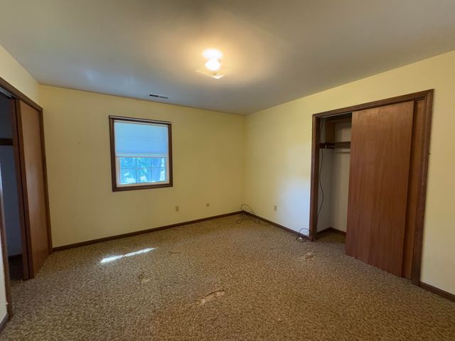 3764 Kingsway Drive, Crown Point, IN 46307