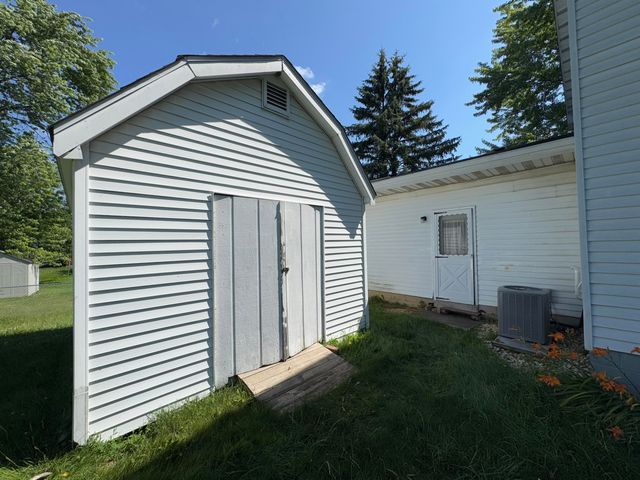 3764 Kingsway Drive, Crown Point, IN 46307