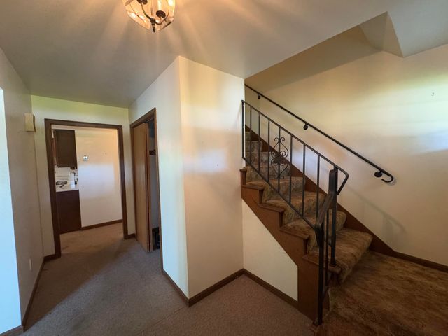 3764 Kingsway Drive, Crown Point, IN 46307