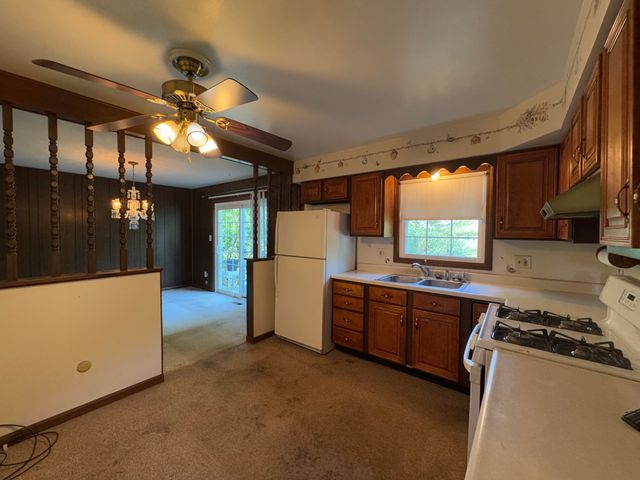 3764 Kingsway Drive, Crown Point, IN 46307