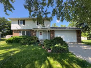 3764 Kingsway Drive, Crown Point, IN 46307