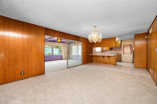 19327 Galway Ave, Carson, CA 90746