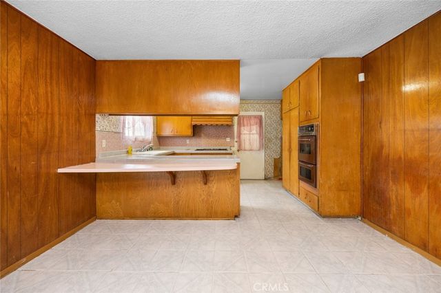 19327 Galway Ave, Carson, CA 90746