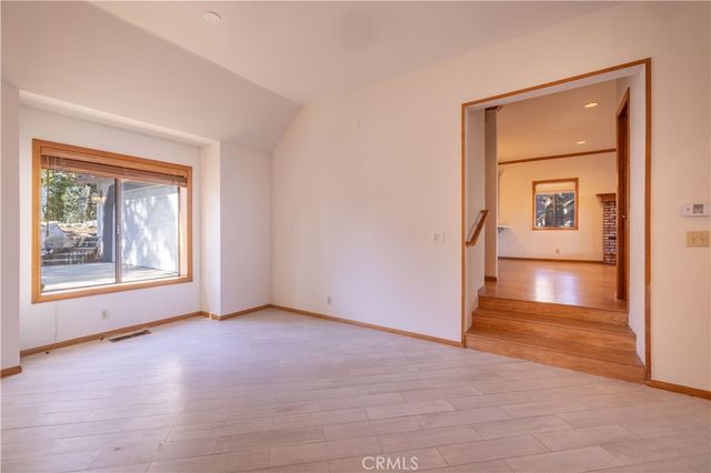 229 Shasta, Lake Arrowhead, CA 92352