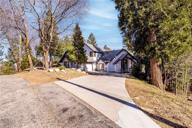 229 Shasta, Lake Arrowhead, CA 92352