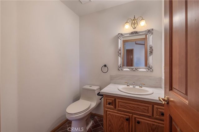 229 Shasta, Lake Arrowhead, CA 92352