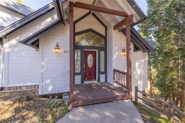 229 Shasta, Lake Arrowhead, CA 92352