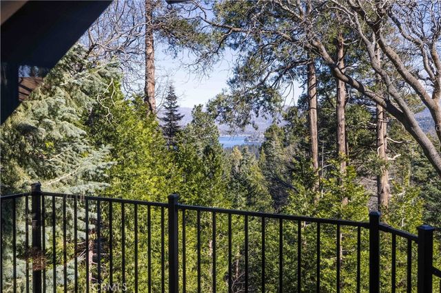 229 Shasta, Lake Arrowhead, CA 92352