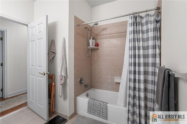 100 Middlesex Boulevard 304, Plainsboro, NJ 08736