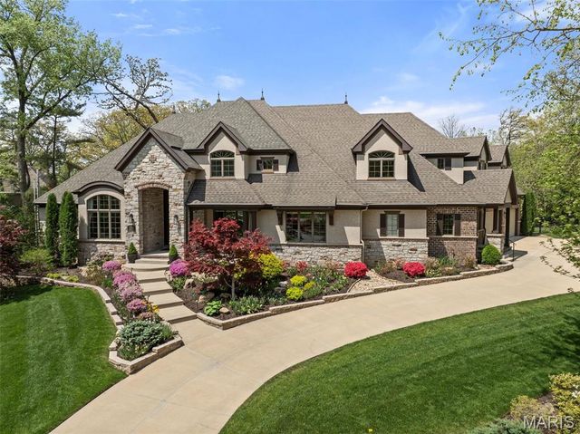139 Frontenac Forest, Frontenac, MO 63131