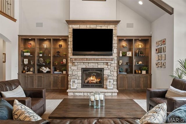 139 Frontenac Forest, Frontenac, MO 63131