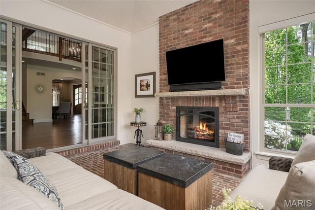 139 Frontenac Forest, Frontenac, MO 63131