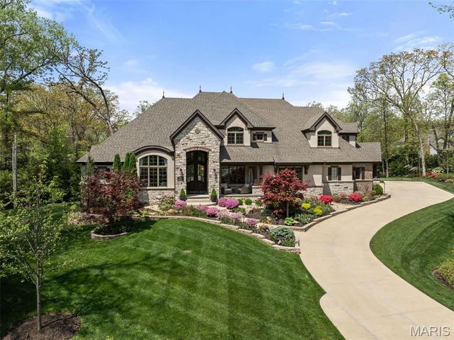 139 Frontenac Forest, Frontenac, MO 63131