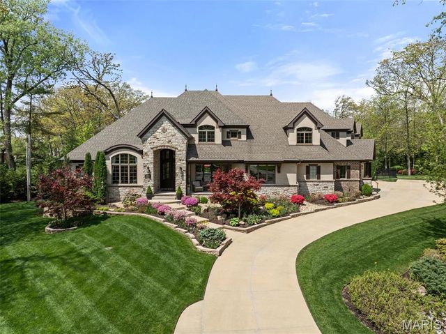 139 Frontenac Forest, Frontenac, MO 63131