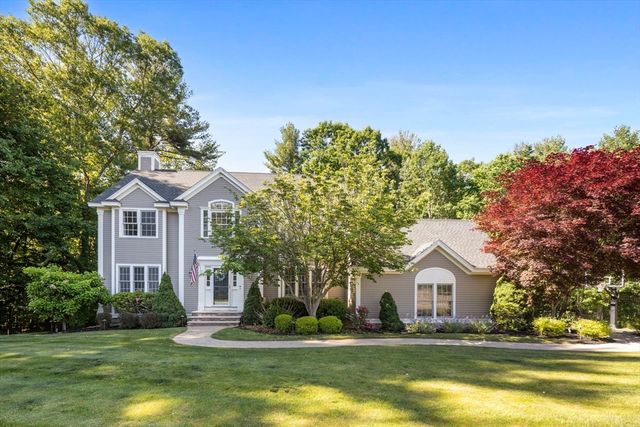 14 Puritan Ave, North Andover, MA 01845