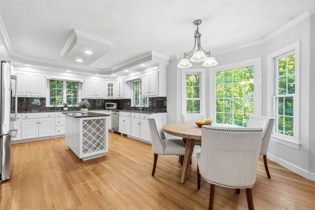 14 Puritan Ave, North Andover, MA 01845