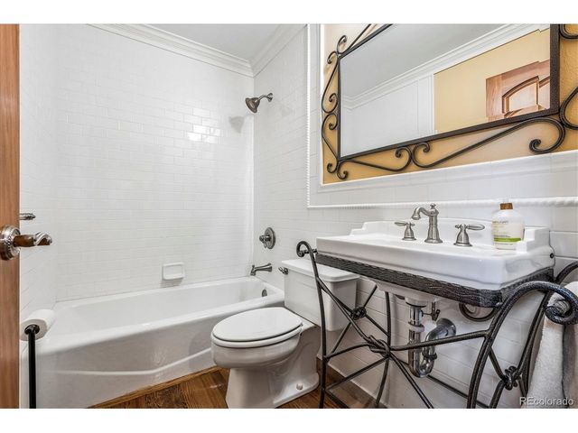 5200 S Beeler Ct, Greenwood Village, CO 80111