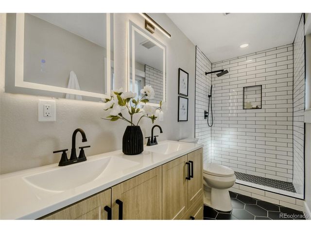 4944 W 61st Dr, Arvada, CO 80003