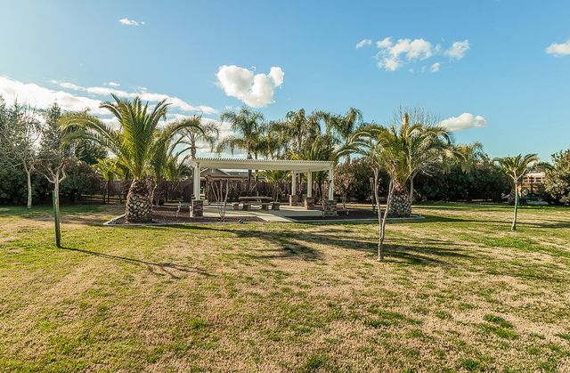 7010 S Frankwood Avenue, Reedley, CA 93654