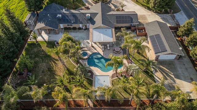 7010 S Frankwood Avenue, Reedley, CA 93654