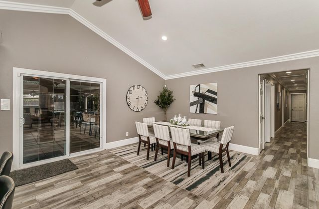 7010 S Frankwood Avenue, Reedley, CA 93654