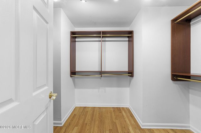 24 Parkside Drive, Jamesburg, NJ 08831