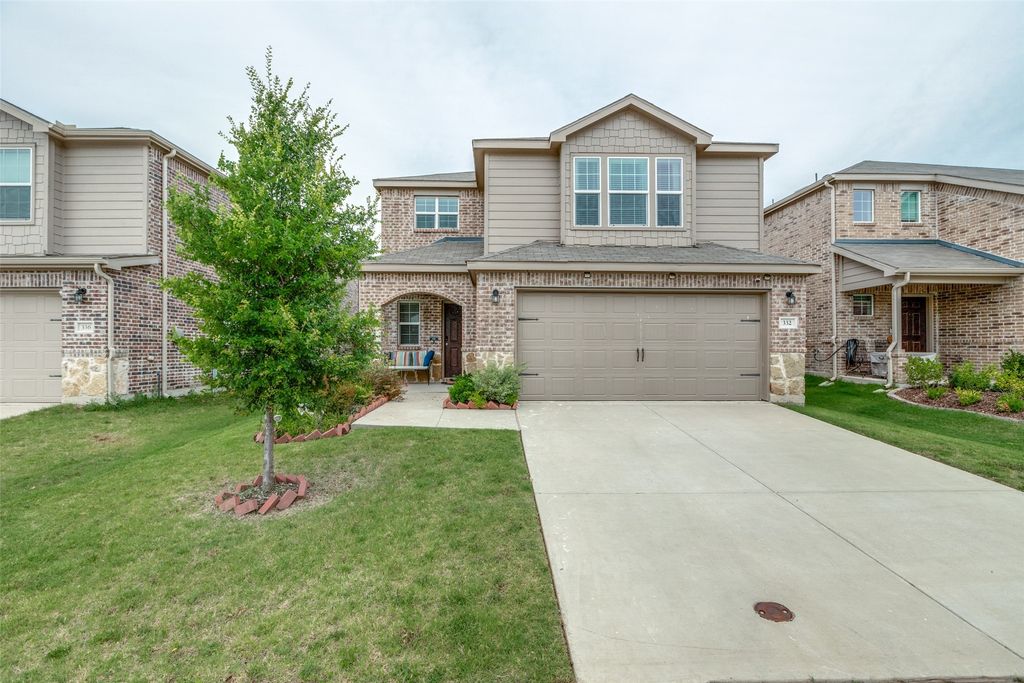 332 Glenwick Lane, Van Alstyne, TX 75495