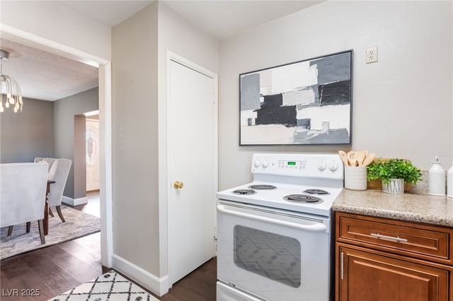 1905 Franklin Avenue, Las Vegas, NV 89104