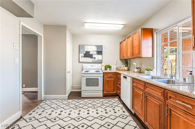 1905 Franklin Avenue, Las Vegas, NV 89104