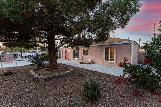 1905 Franklin Avenue, Las Vegas, NV 89104